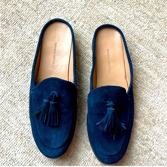 Banana Republic Suede Mules - Picture 1 of 3